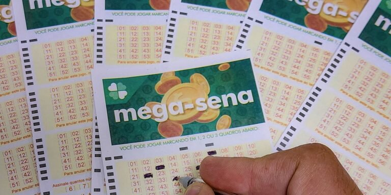 mega-sena-acumula-e-premio-vai-a-r$-105-milhoes