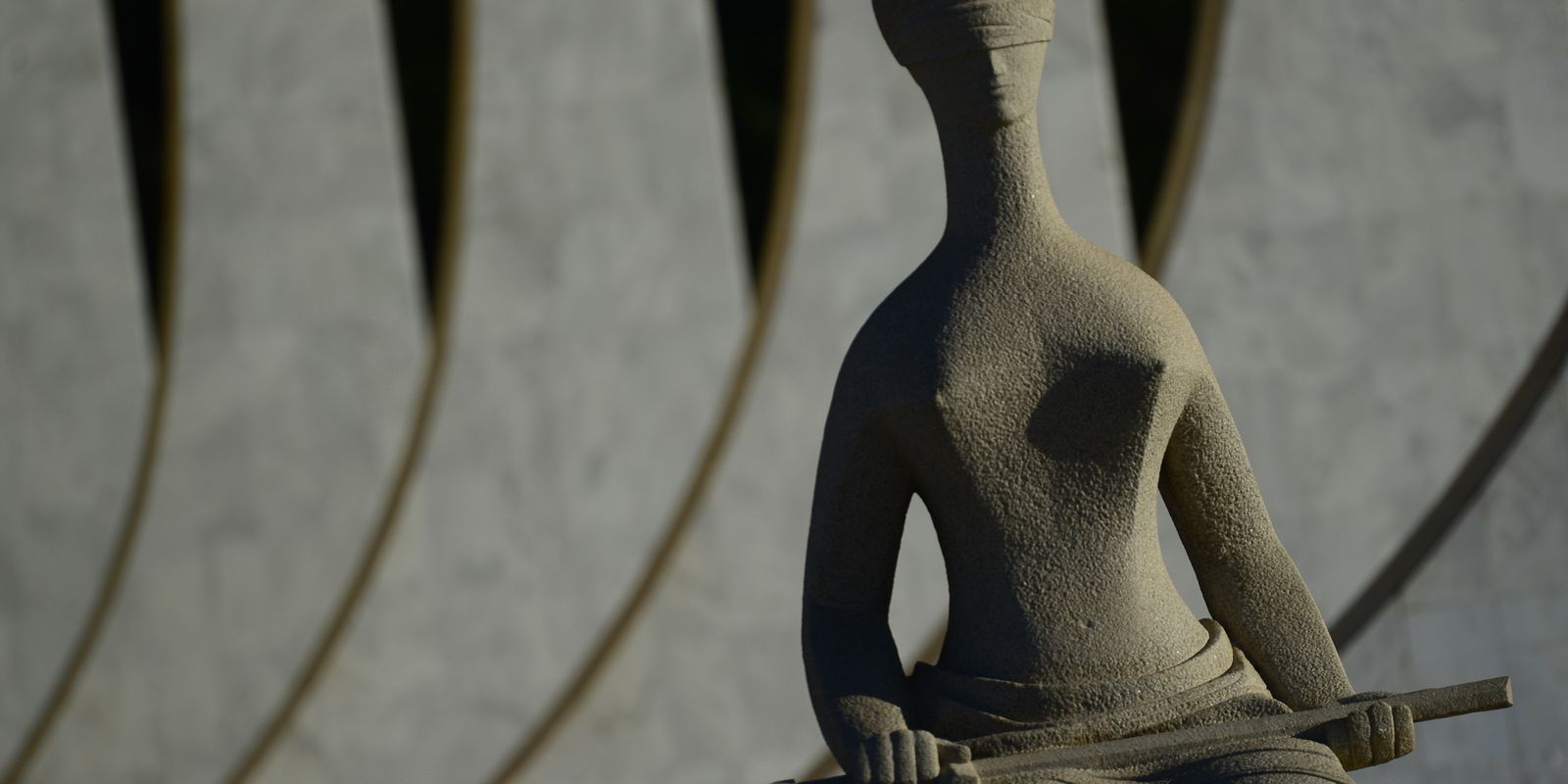 Ministro do STF autoriza PF a retomar investigação do caso Master