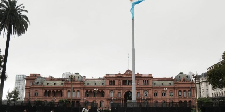 reforma-de-milei-aumenta-lucro-e-subjuga-trabalhador,-diz-advogado
