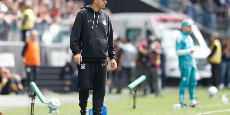 tecnico-lucas-piccinato-e-demitido-da-equipe-feminina-do-corinthians