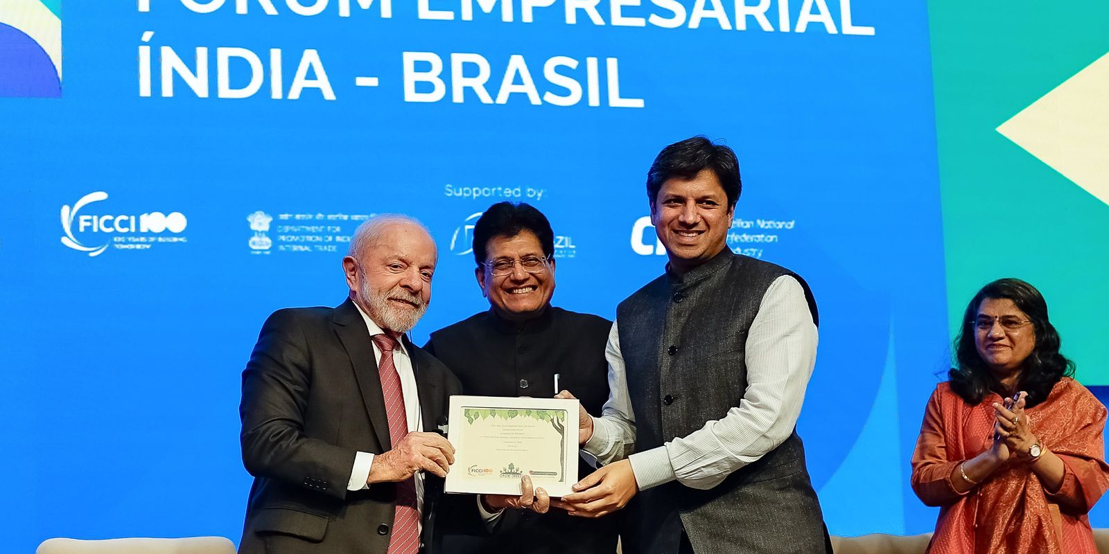 Embraer firma acordo para instalar linha de montagem na Índia