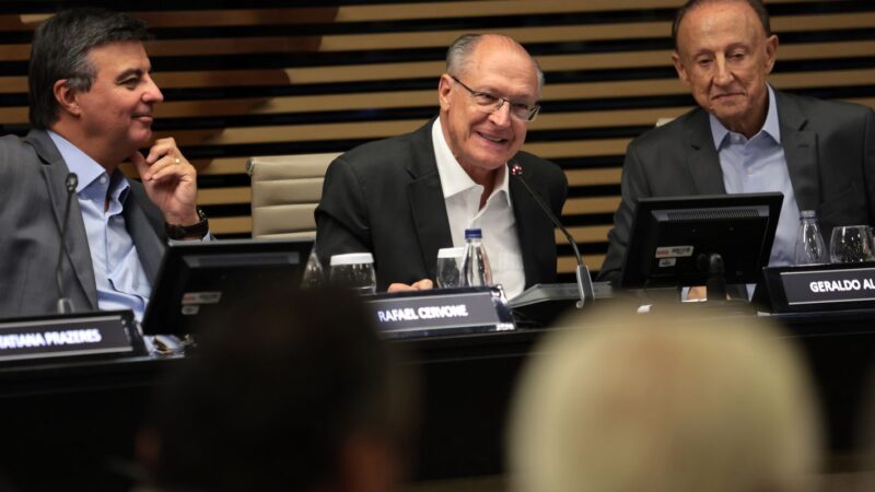Alckmin diz que redução da jornada de trabalho é tendência mundial