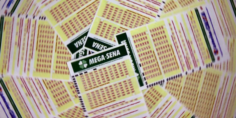 mega-sena-acumula-e-premio-principal-vai-para-r$-130-milhoes