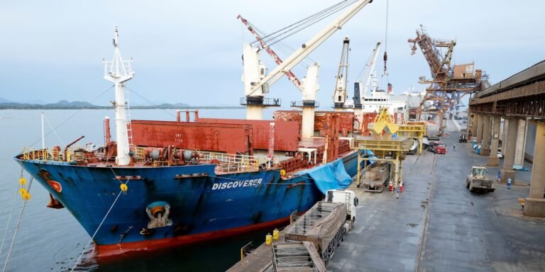 novas-tarifas-de-trump-poupam-46%-das-exportacoes-do-brasil-aos-eua