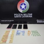policia-flagra-trio-com-52-comprimidos-de-ecstasy-em-sideropolis-–-sideropolis-noticias