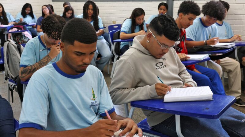 Sistema permite emissão de certificado de conclusão do ensino médio