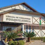 tre-sc-notifica-camara-de-forquilhinha-sobre-cassacao-de-vereador-e-recontagem-de-votos-ocorrera-nesta-sexta-feira