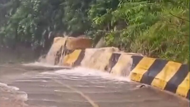 Litoral e região leste de SP têm alerta de perigo para chuvas intensas