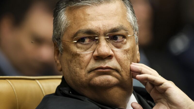 Dino acaba com a aposentadoria compulsória como punição a juízes