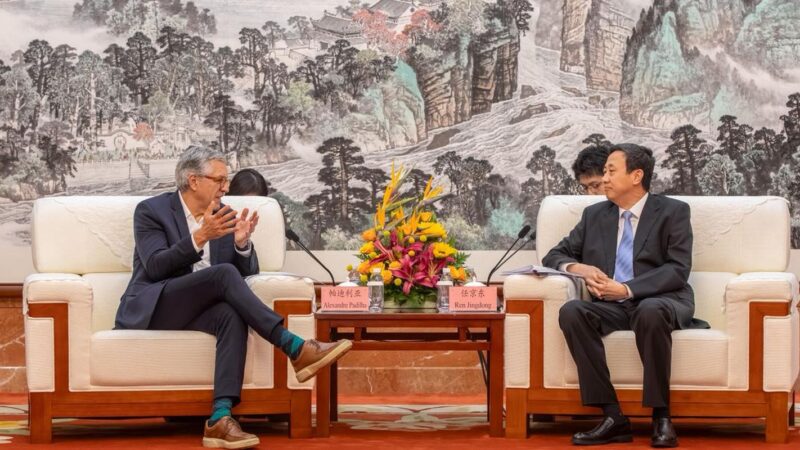 Saúde busca na China alianças para impulsionar serviços de IA no SUS