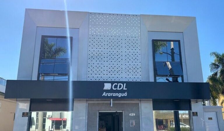 Comércio de Araranguá abre até às 17h em sábado de horário estendido dedicado ao Dia da Mulher