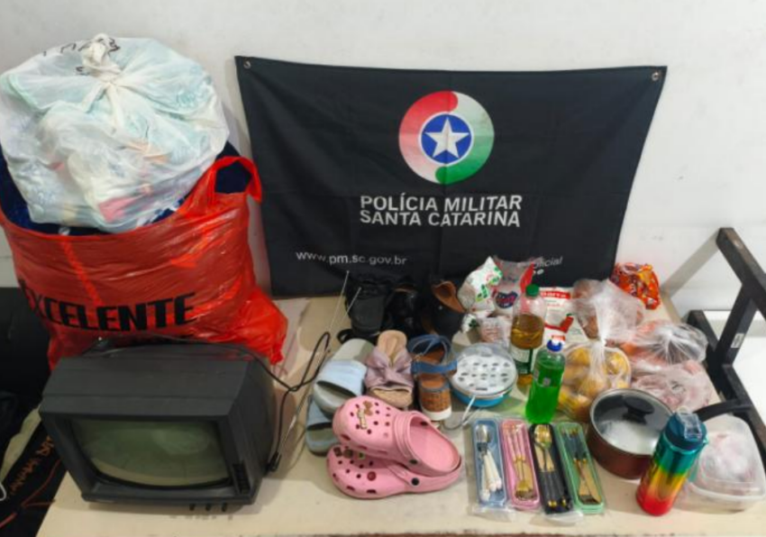 Dupla é presa em flagrante por furto a residência no Centro de Balneário Arroio do Silva