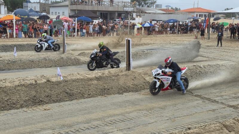 Arrancada de Motos movimenta Balneário Arroio do Silva no fim de semana