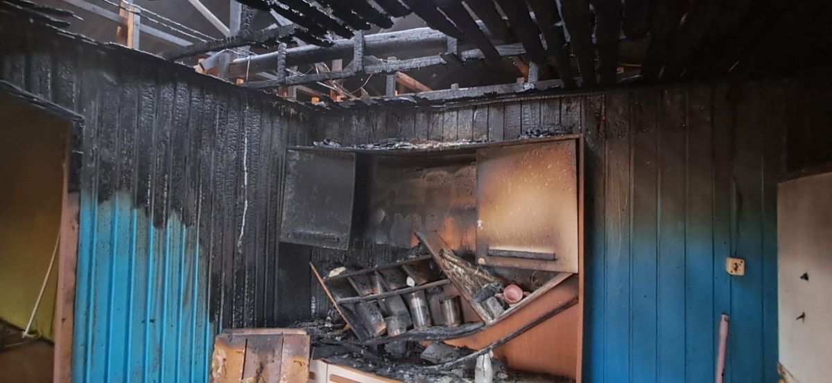 Incêndio em residência mobiliza bombeiros no Bairro Nova York