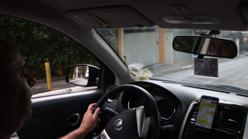 Aplicativos deverão detalhar custos das corridas aos consumidores