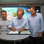 governador-jorginho-mello-assina-ordem-de-servico-para-construcao-de-nova-ponte-sobre-o-rio-ararangua
