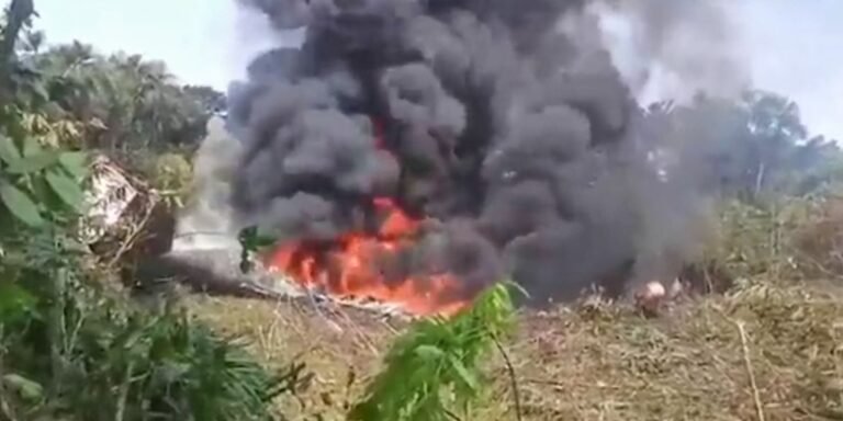 chega-a-66-numero-de-mortos-em-queda-de-aviao-militar-na-colombia