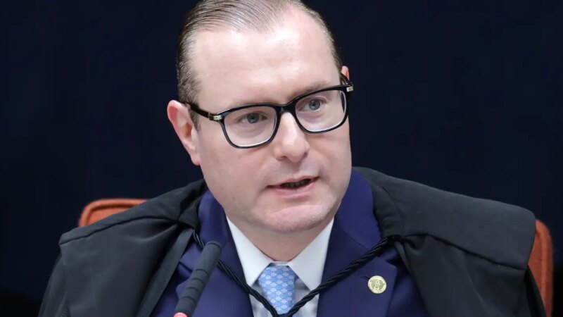 Zanin, do STF, suspende eleição indireta para governo do Rio