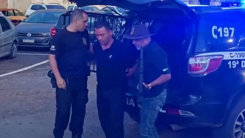 Homem esfrega pênis em jovem que cochilava em ônibus e é preso – Portal Carbonífera