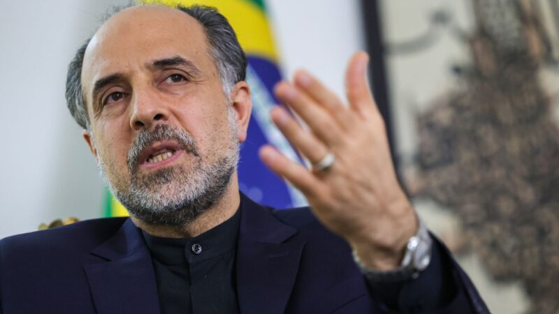 Ilusão de negociação entre EUA e Irã virou piada, diz embaixador