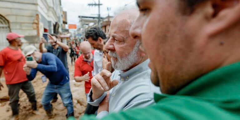 perdas-materiais-serao-recuperadas,-diz-lula-em-visita-a-minas-gerais