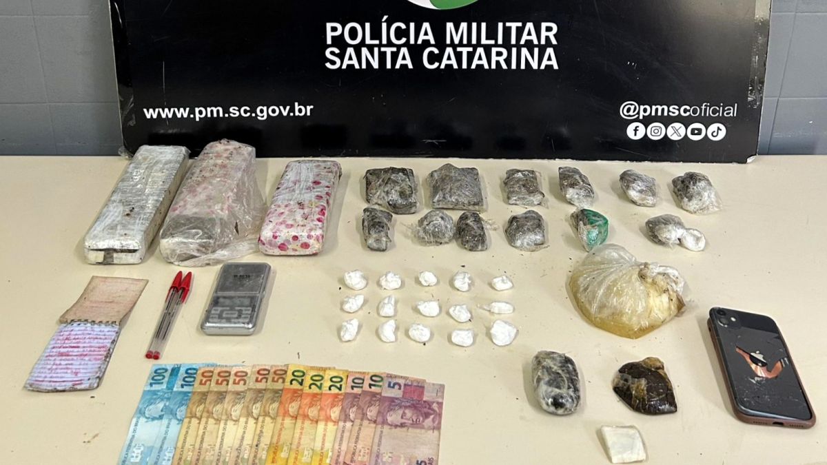 Após fuga a pé, foragido é recapturado com drogas na Cidade Alta