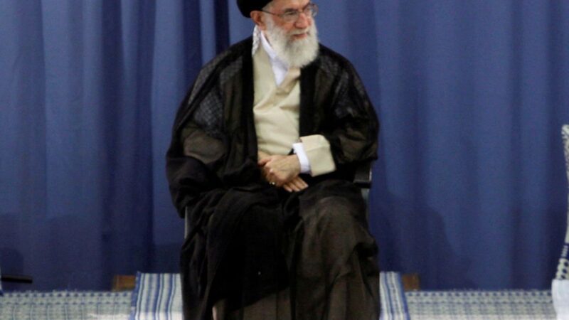 Chefe de Segurança do Irã diz que não haverá negociação com Trump