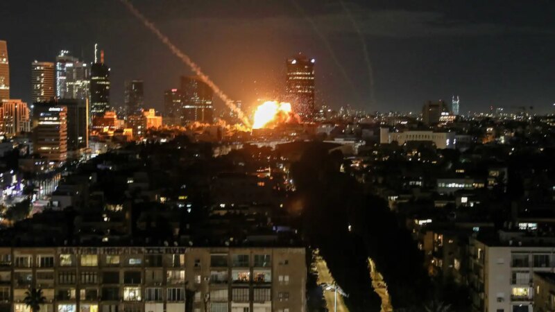 Guerra no Oriente Médio tem mais bombardeios e mortes neste domingo