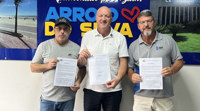 Ordem de serviço entregue: parte da Rua Deomício Pereira receberá pavimentação