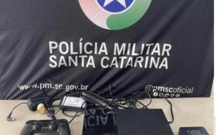 Morador flagra furto dentro de casa e, com ajuda de vizinhos, imobiliza suspeito em Balneário Gaivota