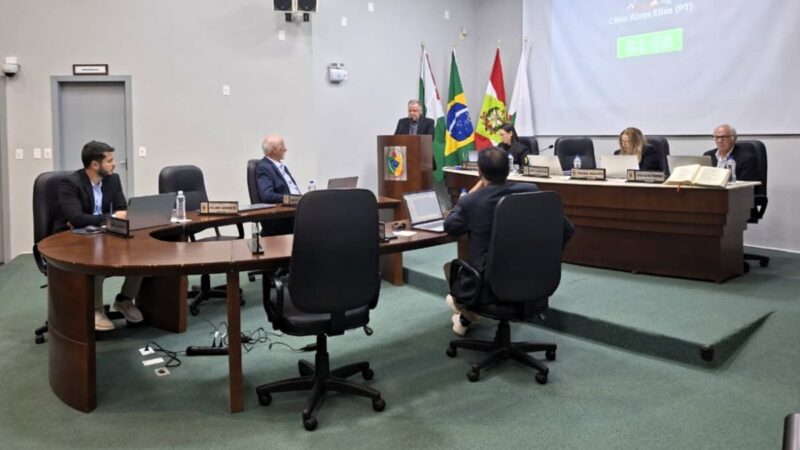 Câmara: apoio à causa autista, infraestrutura e segurança no trânsito pautam sessão em Forquilhinha