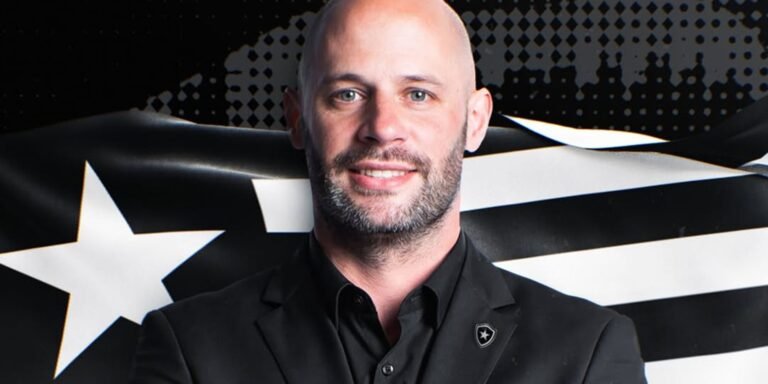 botafogo-oficializa-contratacao-do-tecnico-portugues-franclim-carvalho