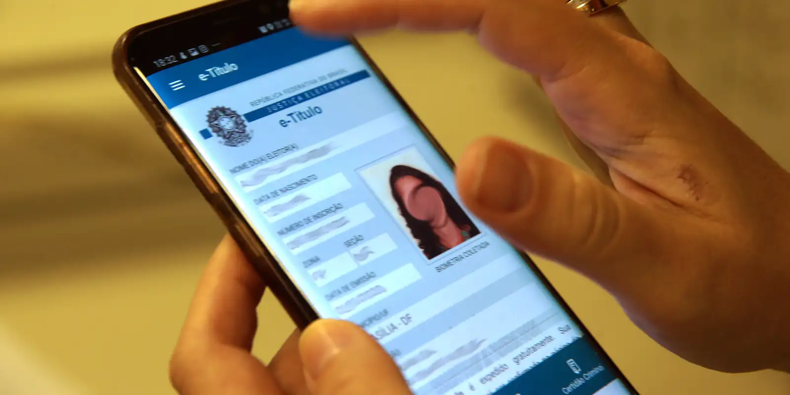 Eleitor tem um mês para regularizar pendências e ficar apto a votar