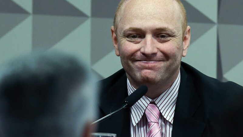 Moraes homologa redução da pena de hacker após aprovação no Enem