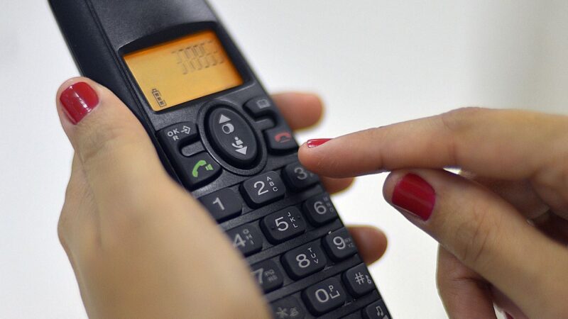 Serviço de telefonia fixa da operadora Oi é vendido por R$ 60 milhões