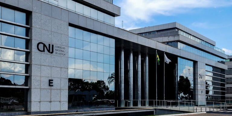 cnj-e-cnmp-aprovam-novos-penduricalhos-para-juizes-e-membros-do-mp