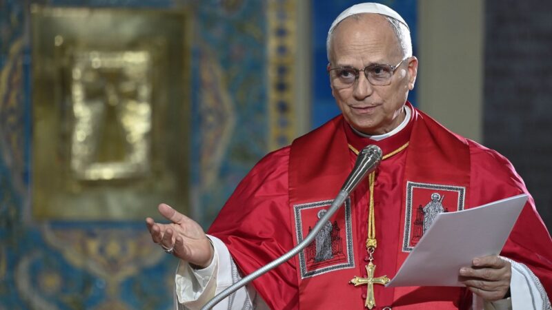 CNBB manifesta apoio ao Papa Leão XIV após críticas de Trump