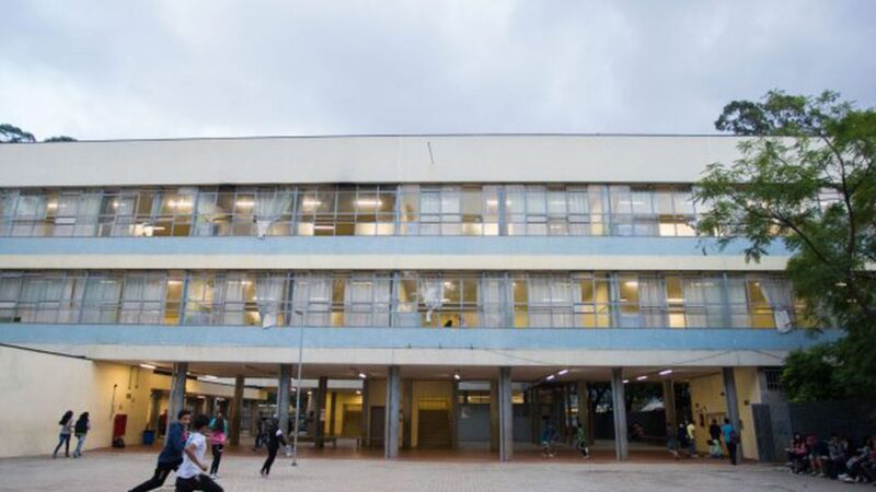 Professores do estado de SP finalizam greve, mas mantêm mobilização