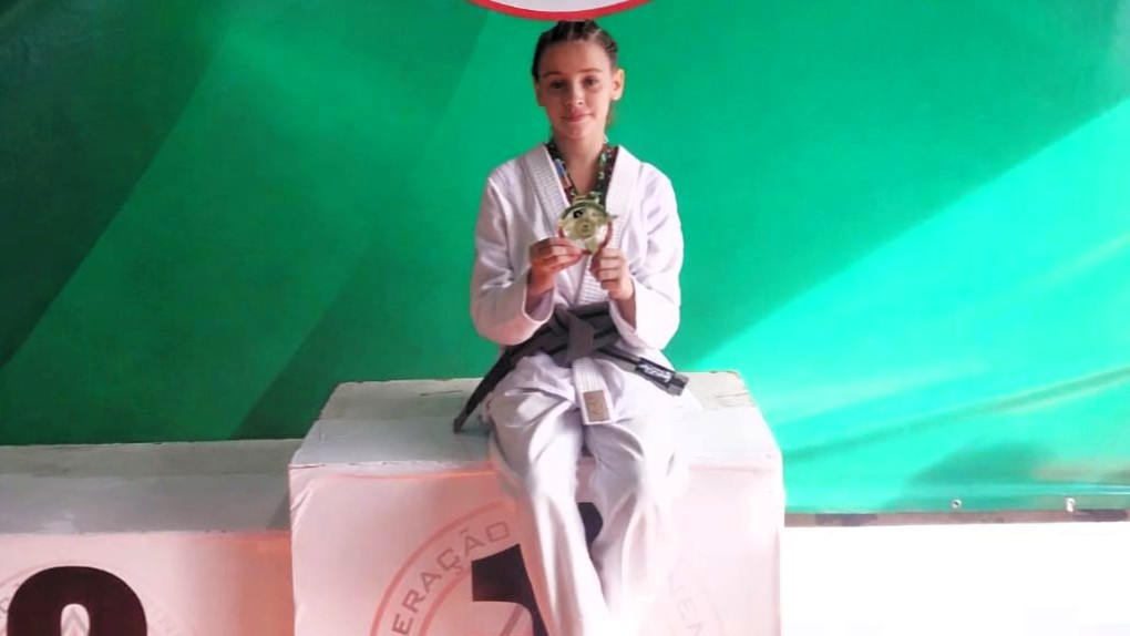 Atleta forquilhinhense de 11 anos conquista título no Circuito Catarinense de Jiu-Jitsu