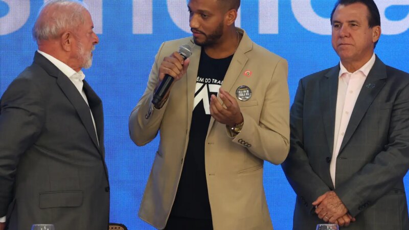 Lula pede mobilização a centrais sindicais para fim da escala 6×1