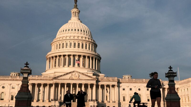 Prazo da guerra de Trump sem aval do Congresso termina em 1º de maio