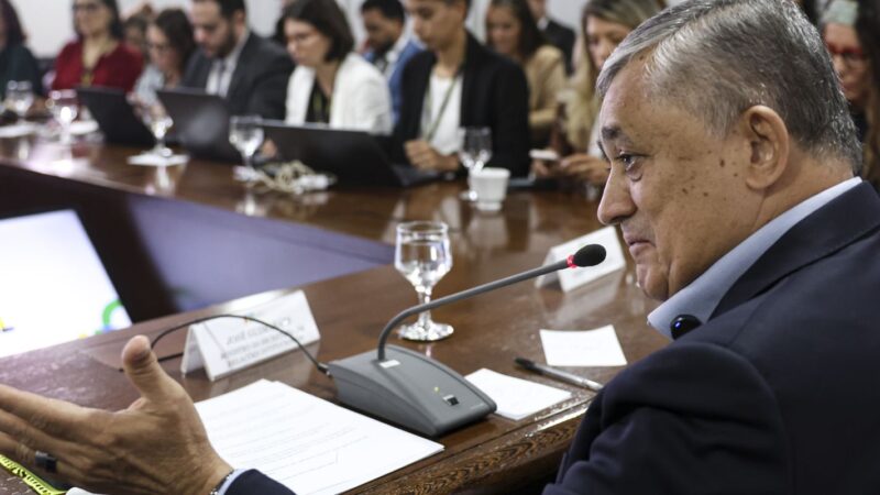 Governo rejeita desoneração para compensar redução de jornada