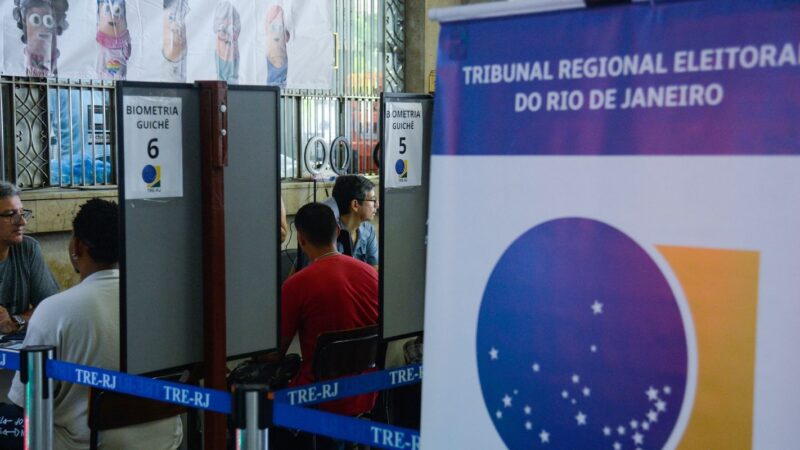TRE-RJ faz plantão para regularizar situação de eleitores