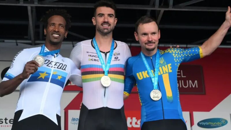 Lauro Chaman é ouro em etapa a Copa do Mundo de ciclismo de estrada