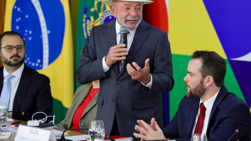 Lula: Desenrola Brasil ajudará população a “tirar corda do pescoço”
