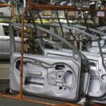 industria-nacional-varia-0,1%-em-marco-e-acumula-alta-de-3,1%-em-2026