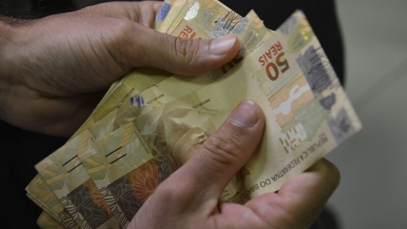 Poupança tem retirada líquida de R$ 476,4 milhões em abril