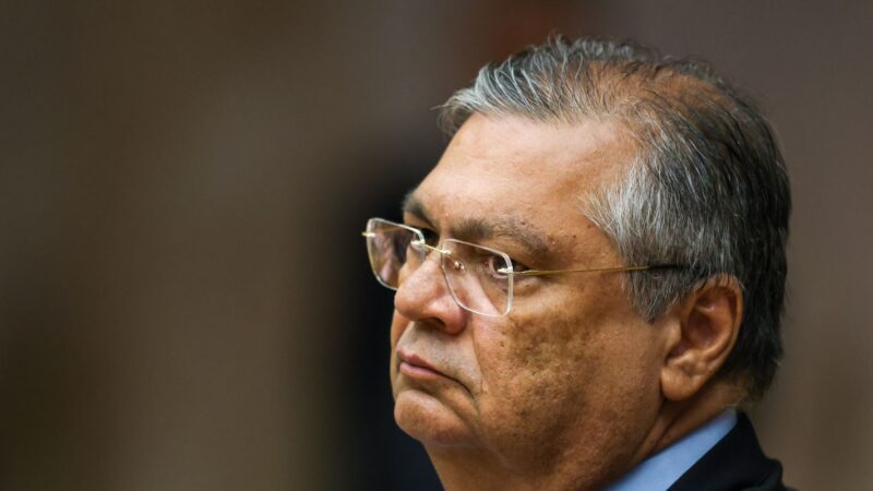 Dino pede vista e STF suspende julgamento sobre royalties do petróleo