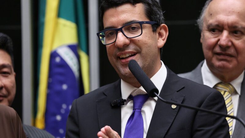 PF mira deputado do RJ e fraudes em contratos de R$ 200 milhões 