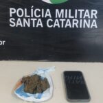 policia-prende-homem-por-suspeita-de-trafico-de-drogas-no-centro-de-sideropolis-–-sideropolis-noticias